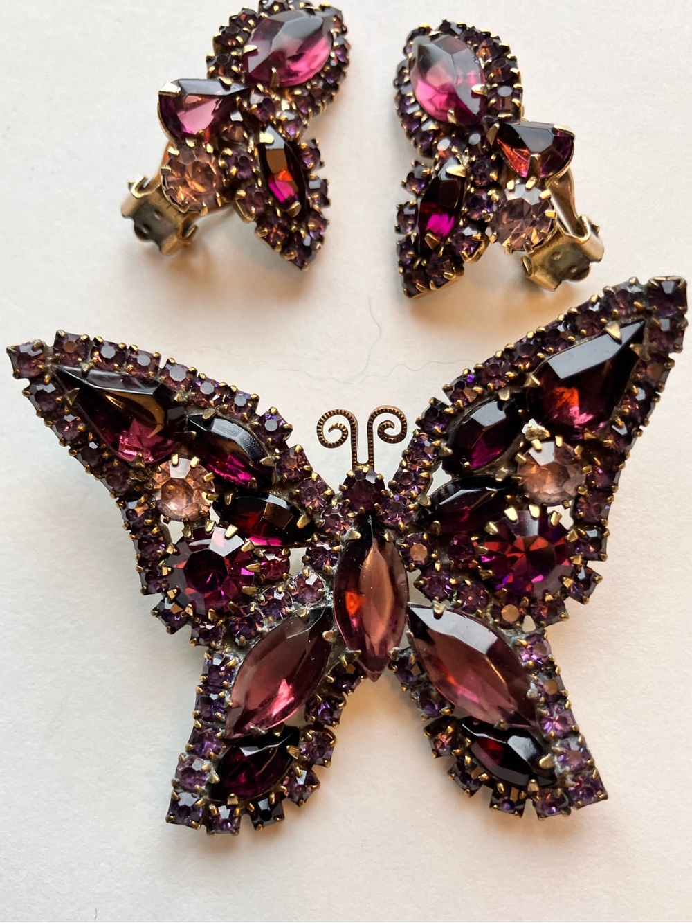 VTG 1950s Signed WEISS Purple Amethyst Rhinestone Butterfly Brooch Earrings SET